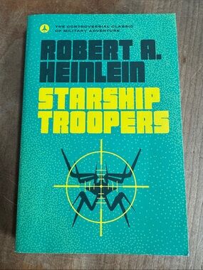 Starship Troopers softcover Book - Robert A. Heinlein